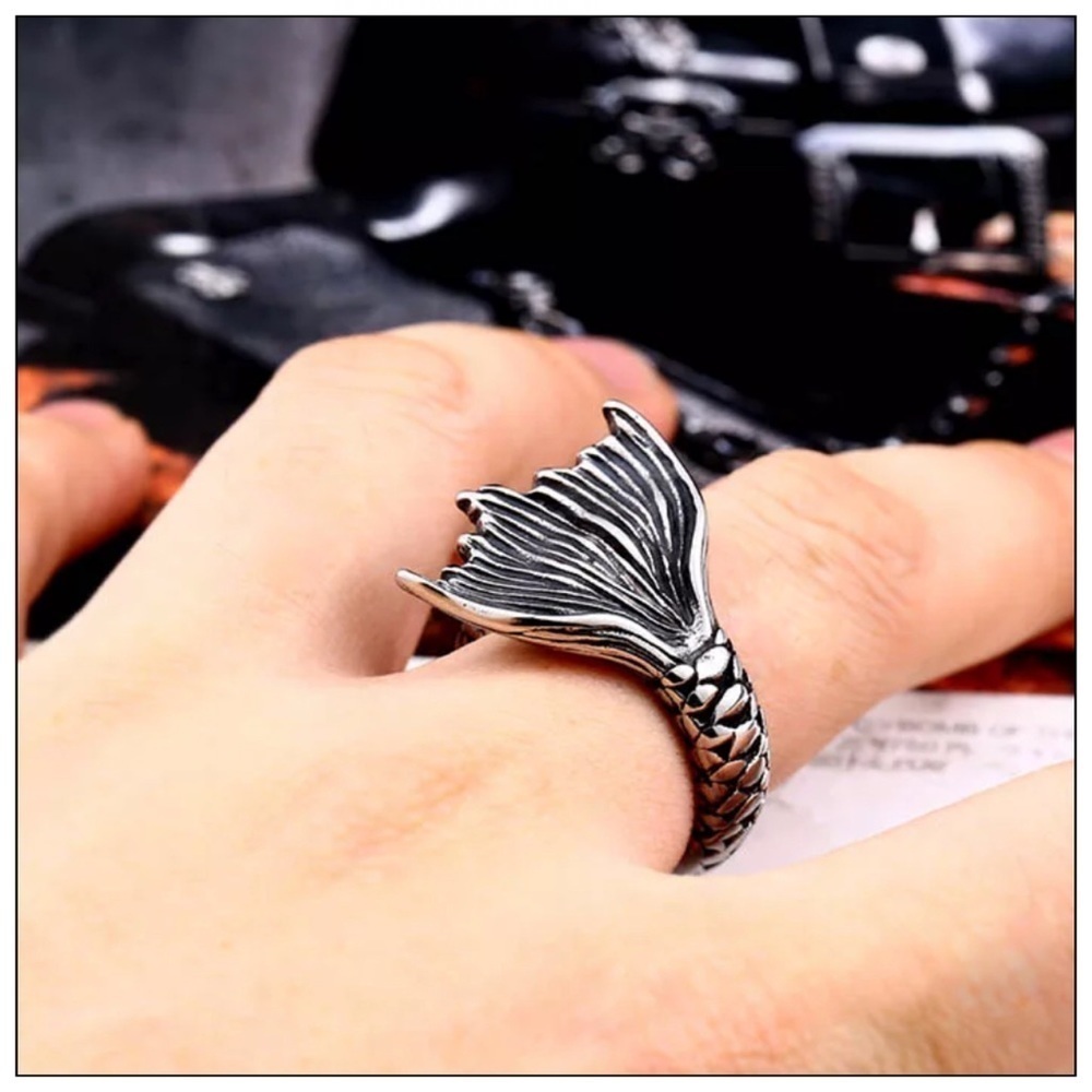 NEW Beautifully Detailed Silver Mermaid Tail Ring - Picture 4 of 6